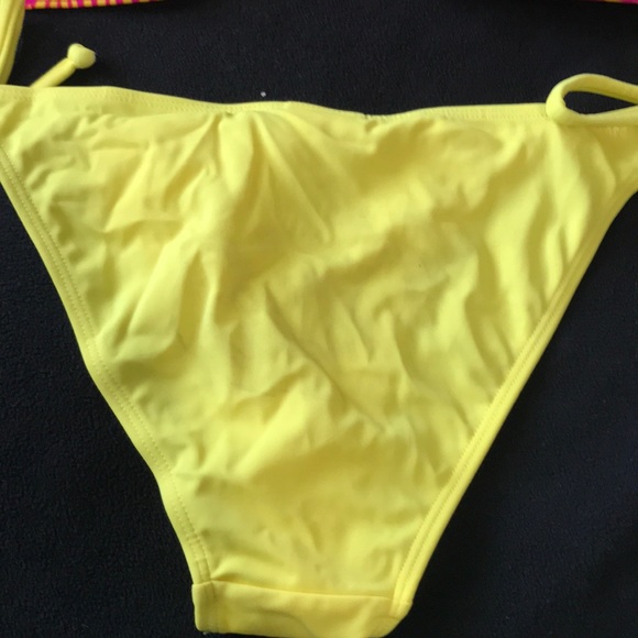 Bikini 👙 - Picture 4 of 8